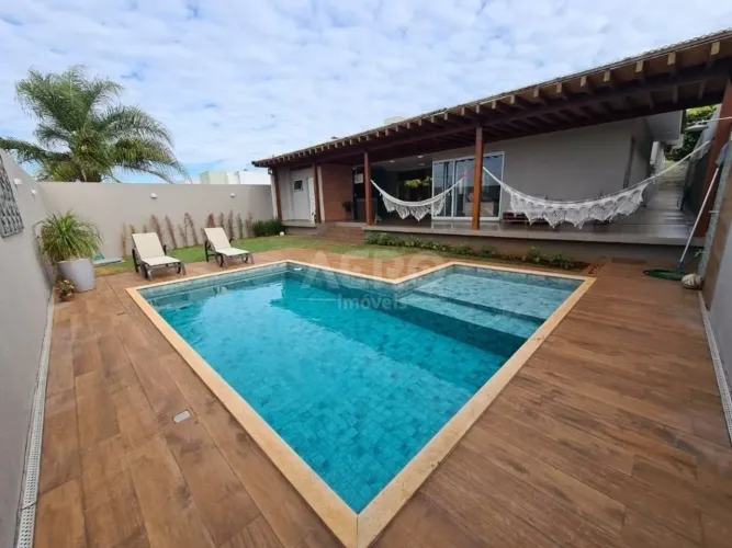 Casa para venda com 330 m² e 3 quartos em Residencial Primavera, Piratininga - SP