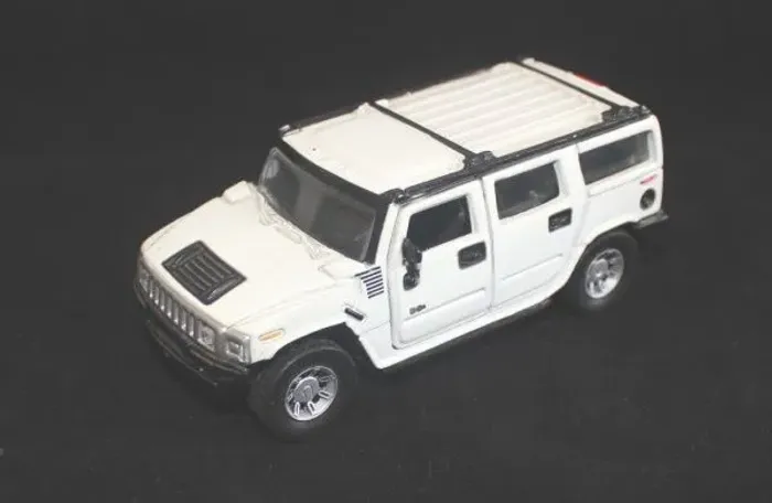 MINIATURA Hummer H2 SUV