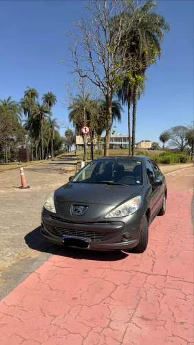Peugeot 207 XR Sport 1.4 Flex 8V 5P 2011