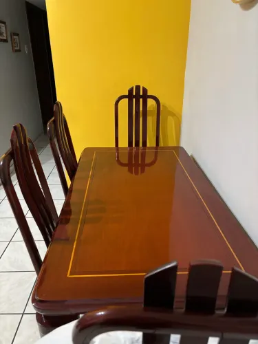 Conjunto de sala em mogno maciço
