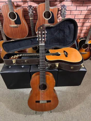 Violão Yamaha nylon Cg122 cedro sólido acústico regulado ANALISO TROCAS