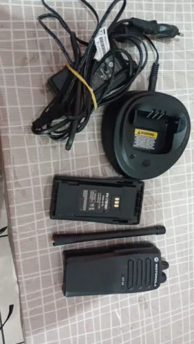 Kit completo de radio dep vhf+ 2 radios em uhf(apenas radios)
