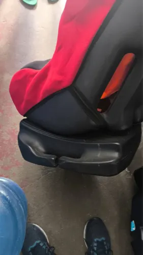 Cadeira com base infantil para carro até 5 anos 