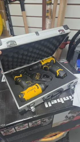 Kit Chave de Impacto + Parafusadeira 12v Stanley Nova