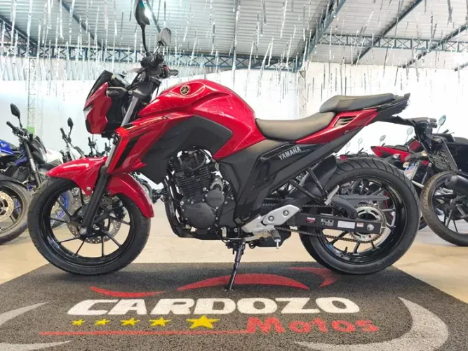 YAMAHA FZ25 FAZER ABS 2026 VERMELHA