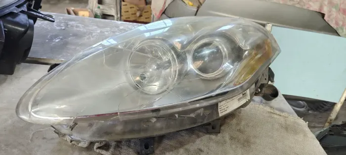 Farol Fiat bravo ( 2 lado esquerdo 1 direto)