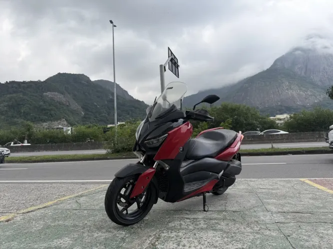Yamaha Xmax 250 abs 2021