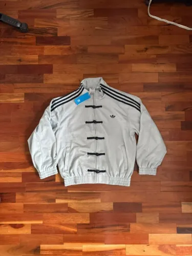 Jaqueta Adidas Originals - Ano Novo Chinês (Tamanho P)