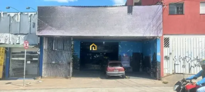 Pavilhão/Galpão Salão Comercial, com 370 m² de área útil, na Vila Carvalho, em Sorocaba/SP