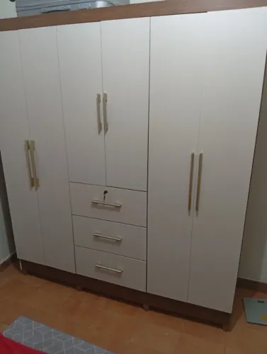Guarda roupa casal