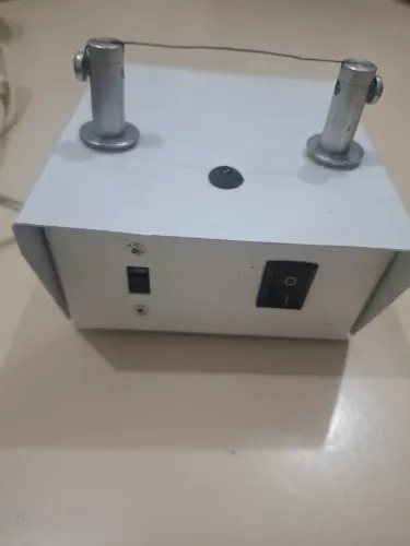 Máquina de cortar/selar fitas