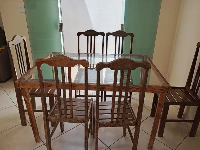 Mesa 6 cadeiras