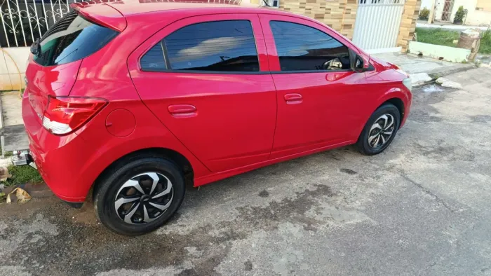 Chevrolet Onix Hatch LT 1.0 8V Flex Power Mec. 4P 2014