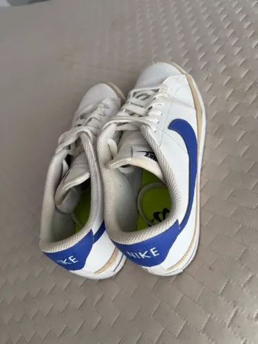 Tênis Nike 38