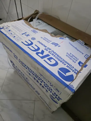 Ar-condicionado de janela Gree 18.000 Btus na caixa, nunca usado