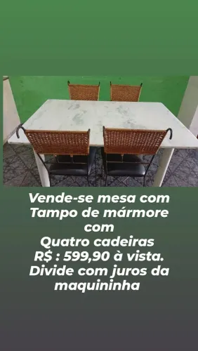 Vende se mesa com 4 cadeiras