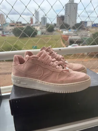 Tênis Nike número 36