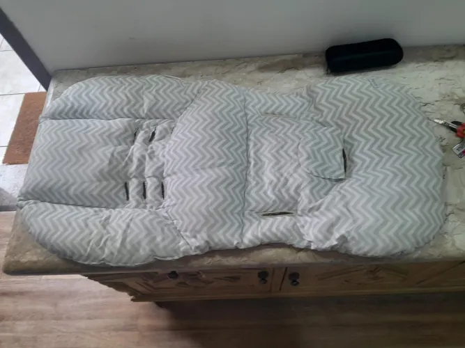 Almofada para bebê conforto 