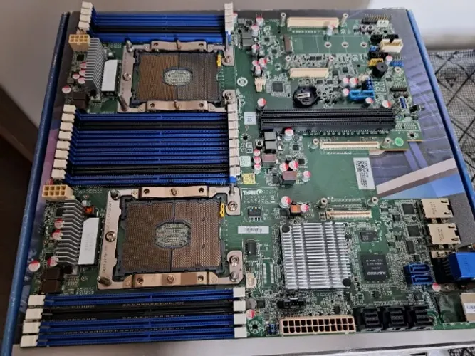 Kit Placa Mãe + processadores Server/Workstation Intel Xeon para operações de IA