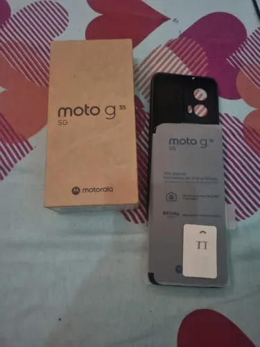Vendo /troco por inferior com volta pra me, moto G35 5G com Nfc 256gb 8 ram todo original