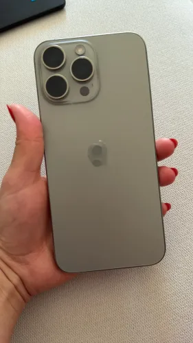I Phone 15 PRO MAX