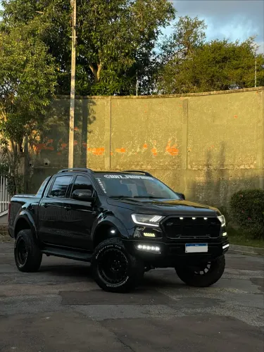 Ford Ranger Black 2.2 4X2 CD Diesel AUT 2023