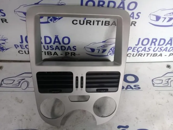 Moldura central do painel Cherry Celer 2014 completo com difusores