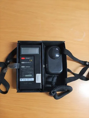 Luxímetro digital faixa de 0 - 200.000 Lux Minipa MLM-1332