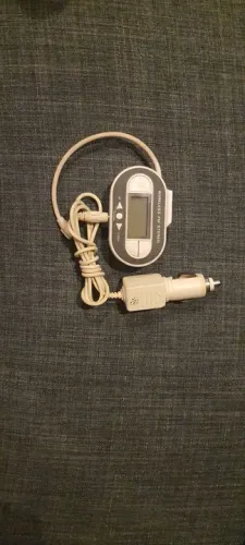 Wireless FM stereo duas pilhas palito com entrada USB