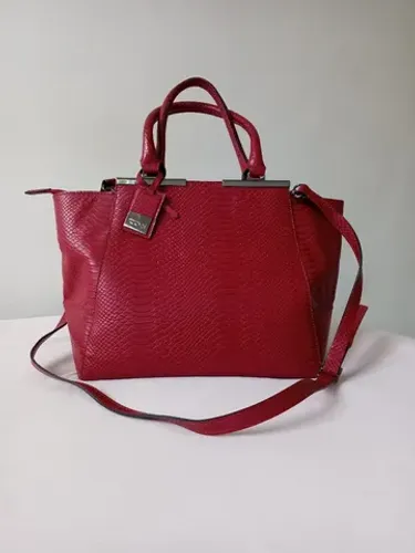 Bolsa vermelha lindíssima