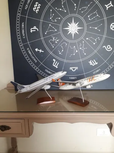Avião Maquete últimas duas unidades por: