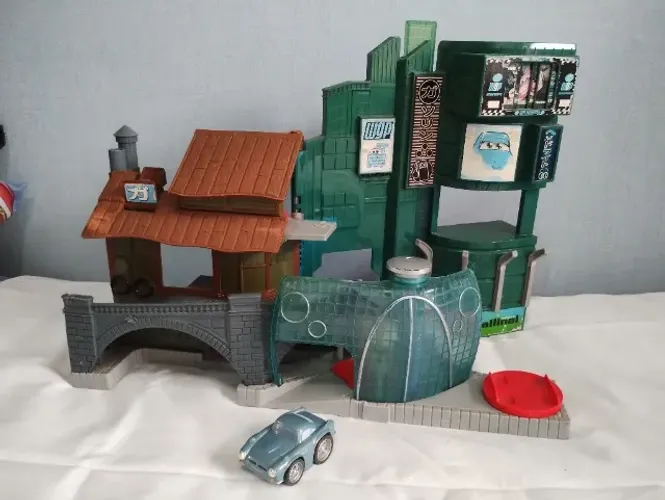 Carros 2 Ação em Tókio Imaginext Fisher Price Colecionável