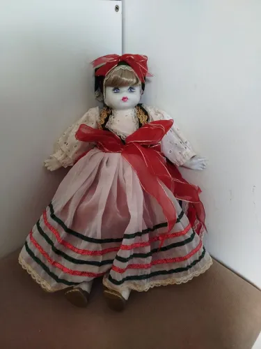 Boneca de porcelana 55 cm