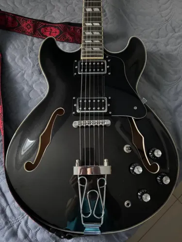 Guitarra Elétrica Semi-Acústica Michael