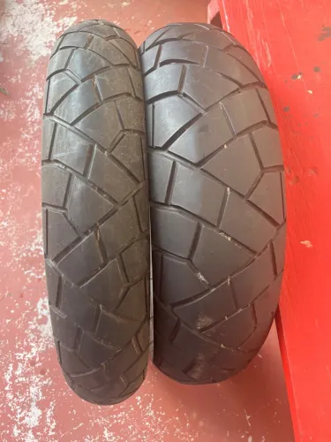 Pneus para Moto - Ótimo Estado CB500X Original