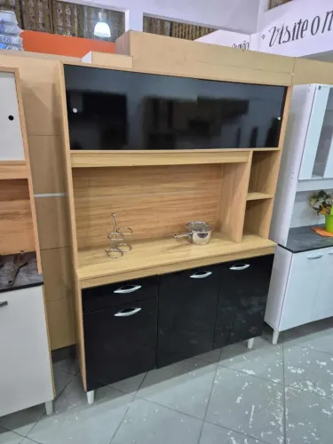 Armário de cozinha Compacto de pezinho na embalagem