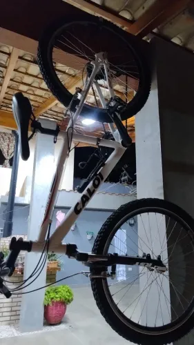 Bicicleta Caloi aro 24