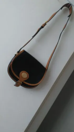 Bolsa de Ombro Preta Transversa