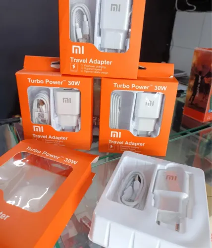 Carregador Xiaomi Turbo Power 30W - Adaptador de Viagem
