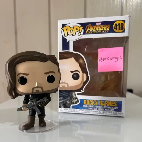 AVARIADO! Funko Pop! Bucky Barnes - Avengers Infinity War