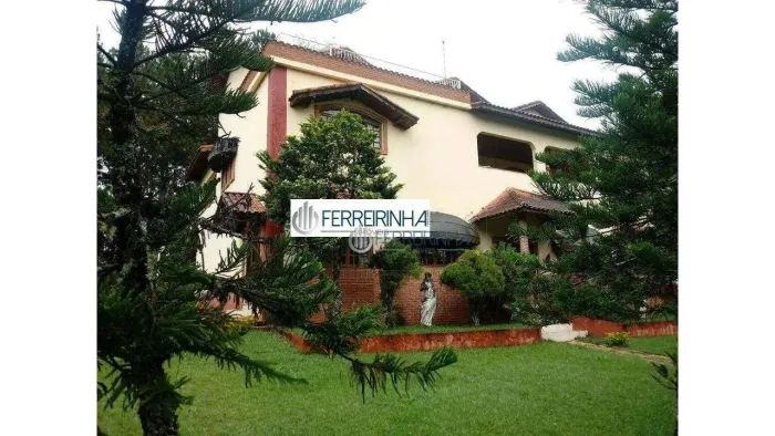 Chácara com casa principal com 4 suites, Piscina, Jardim, Baias de Cavalo