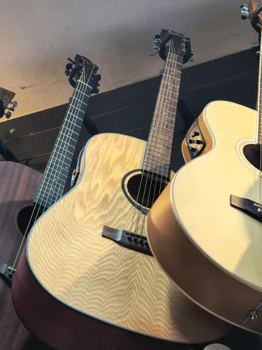 Violão RedBurn tampo em cedro lindo modelo folk elétrico super oferta 
