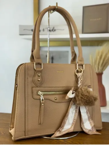 Bolsa estilosa media feminina