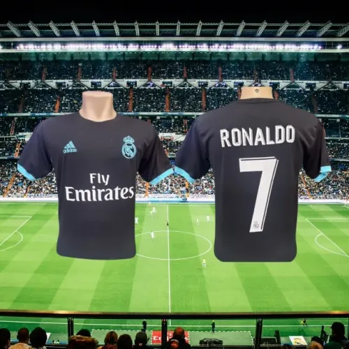 Camisa Real Madrid Retrô Ronaldo 7