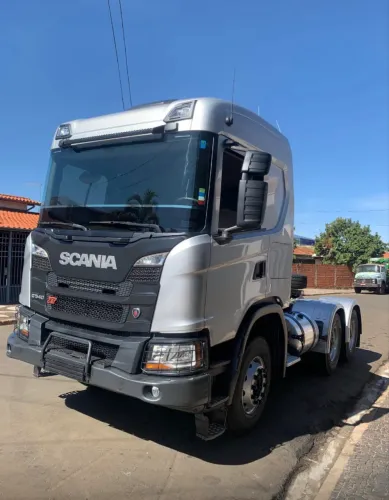 Scania G540 XT ano 2023, 6x4, com retarder e pneus novos, em SP