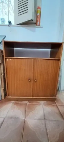 Mesa de madeira legitima