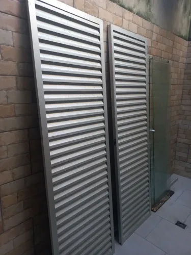 Porta balcao de aluminio