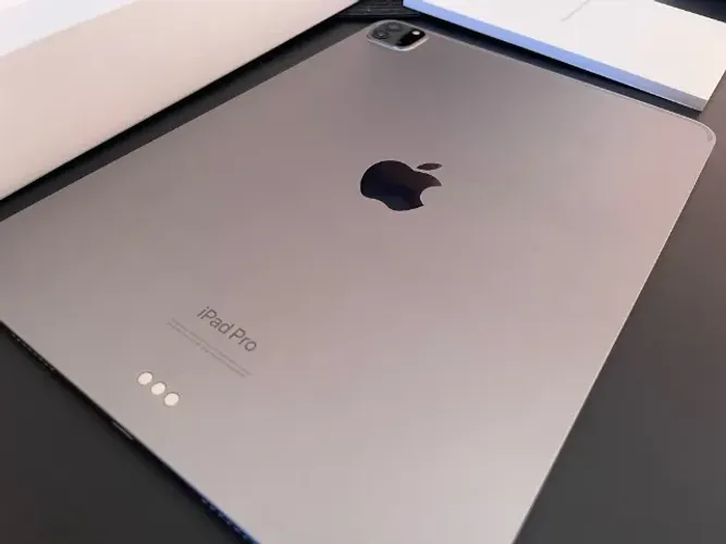 iPad Pro 11" - M2 128 gb - 4ª geração