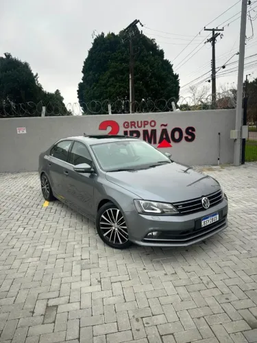 Volkswagen Jetta Highline 2.0 TSI 16V 4P Tiptronic 2017