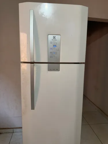 Geladeira eletrolux